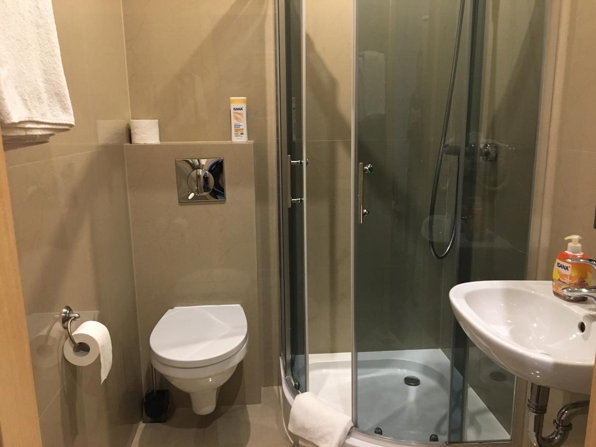 Appartamento 4 Pokoje Poznań Esterno foto