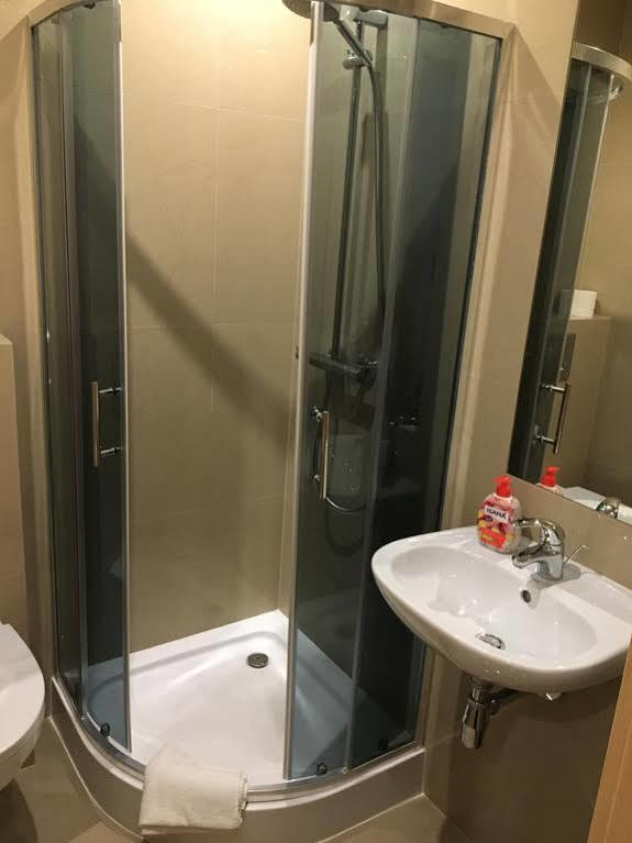 Appartamento 4 Pokoje Poznań Esterno foto